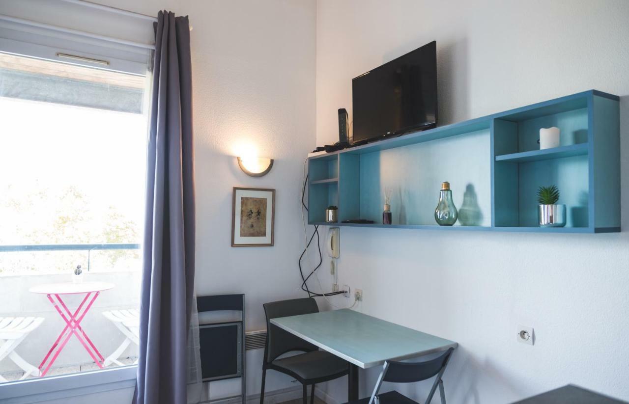 James Cook - Fairytale Factory Apartment Биси Сен Жорж Екстериор снимка