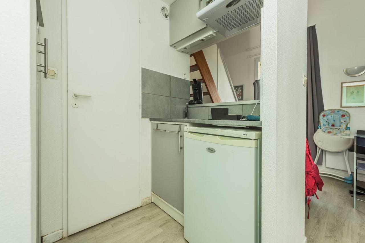 James Cook - Fairytale Factory Apartment Биси Сен Жорж Екстериор снимка