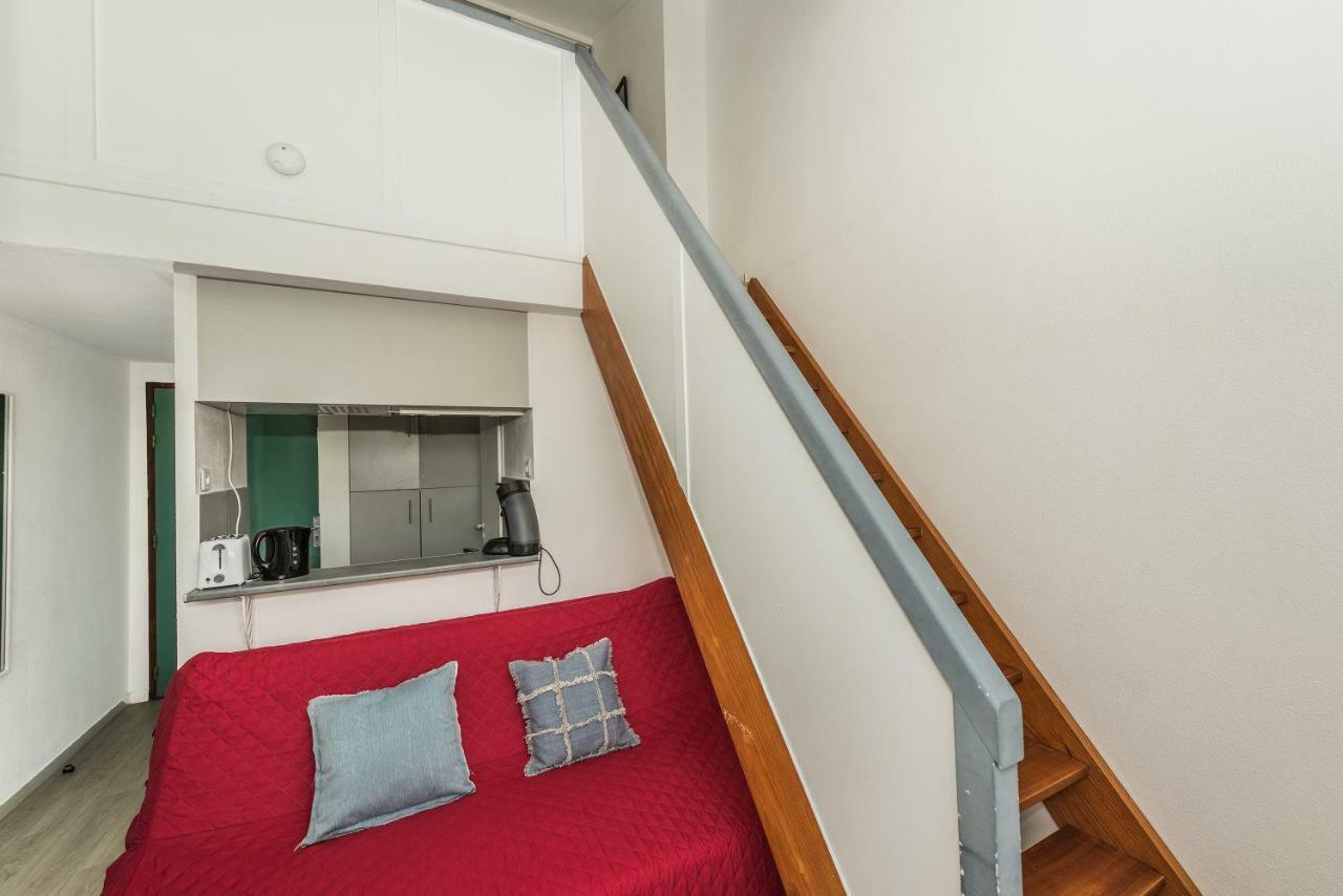James Cook - Fairytale Factory Apartment Биси Сен Жорж Екстериор снимка